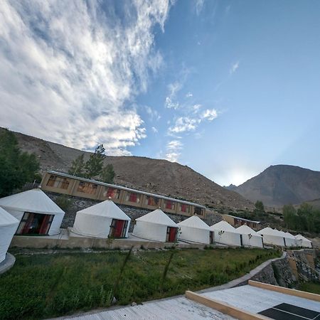 Apex Hotels And Resorts Hussaini Karimabad  Exteriér fotografie