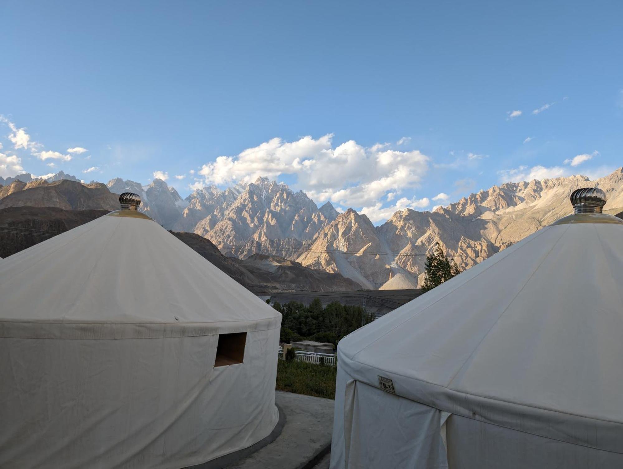 Apex Hotels And Resorts Hussaini Karimabad  Exteriér fotografie
